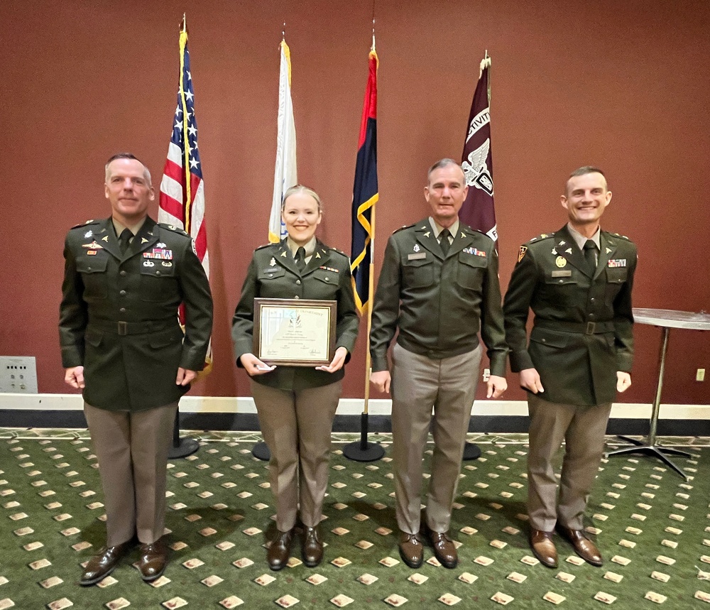 Fort Campbell DENTAC Holds Dental Residency Graduation