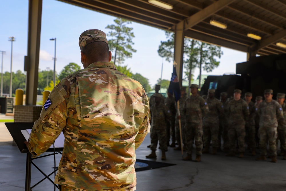 Sustainment Soldiers Host Change of Command