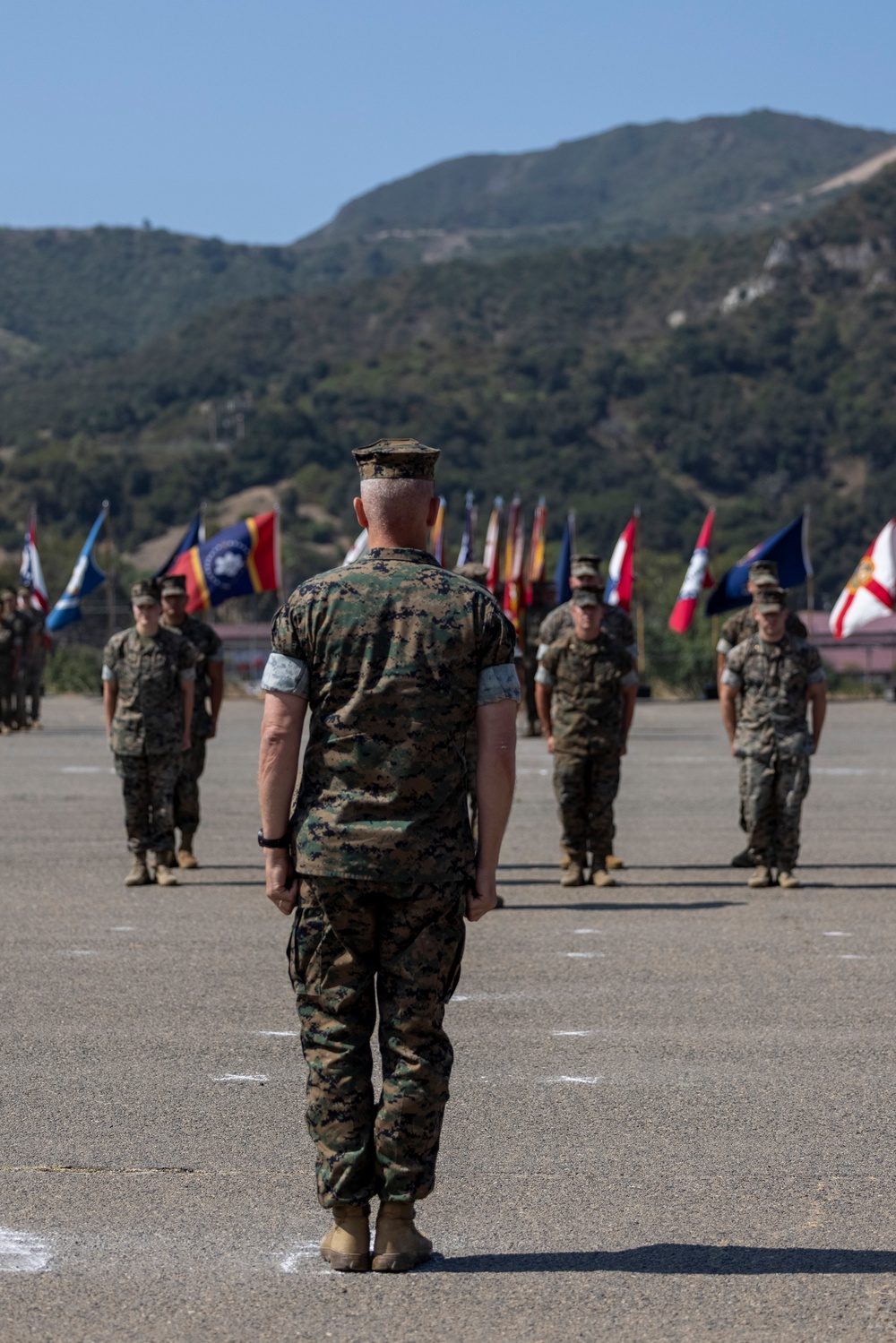 1st Marine Regiment holds change of command ceremony