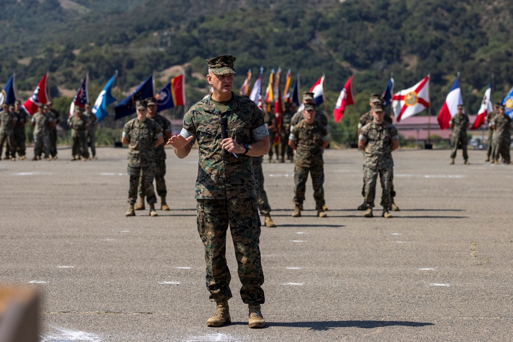 1st Marine Regiment holds change of command ceremony