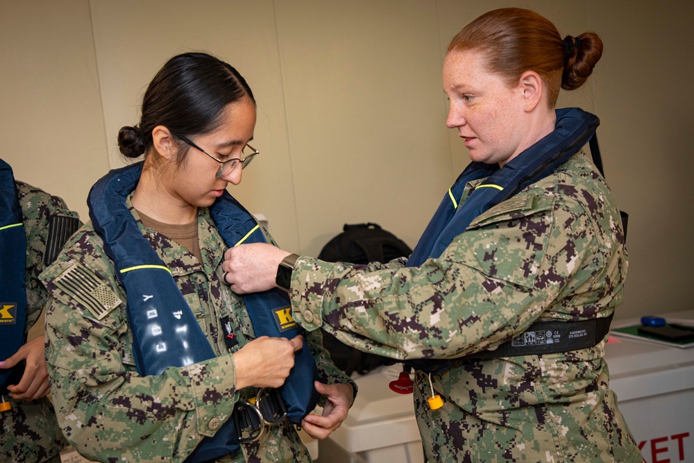 Navy Embarks Expeditionary Medical Unit aboard USNS Cody for Test and Evaluation