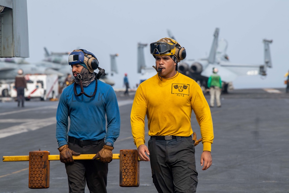 USS Theodore Roosevelt Conducts Routine Operations in the U.S. 5TH Fleet AOO