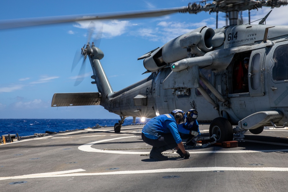 O’Kane Sailors conduct flight operations