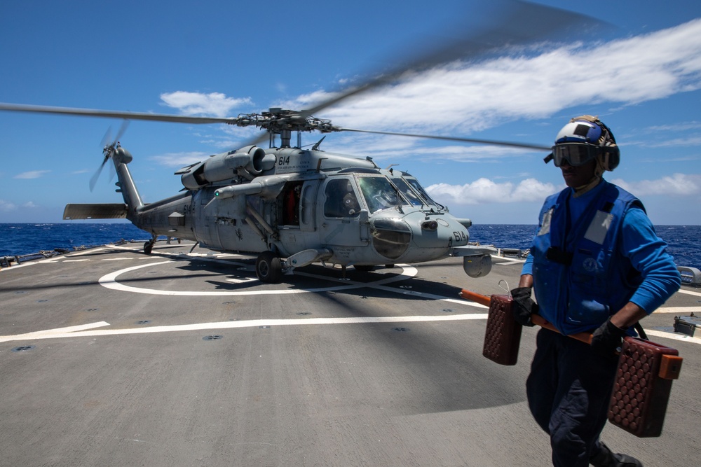 O’Kane Sailor conducts flight operations