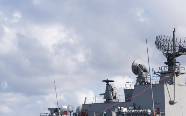 Replenishment at sea with Republic of Korea Ship (ROKS) Chungmugong Yi Sun-sin (DDH-975)