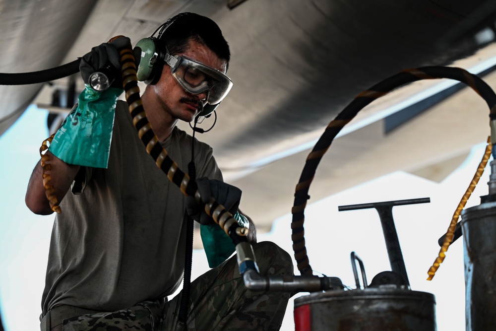 28th MXG ensures B-1B Lancers are Mission Ready at Red Flag 24-3