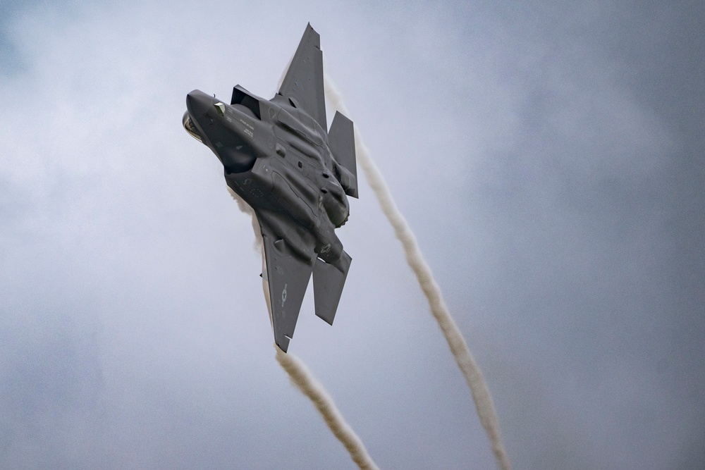 F-35A Demo at Oshkosh