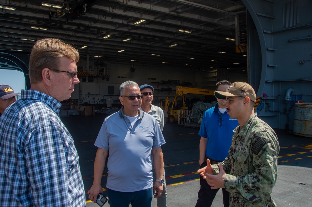 USS Ronald Reagan (CVN 76) hosts members of the University of California, Los Angeles