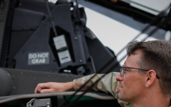 South Carolina Army National Guard helicopter repairers show Apache to youth