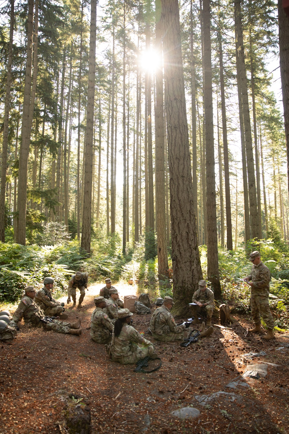 Washington National Guard Officer Candidate School: building tomorrow's Army leaders