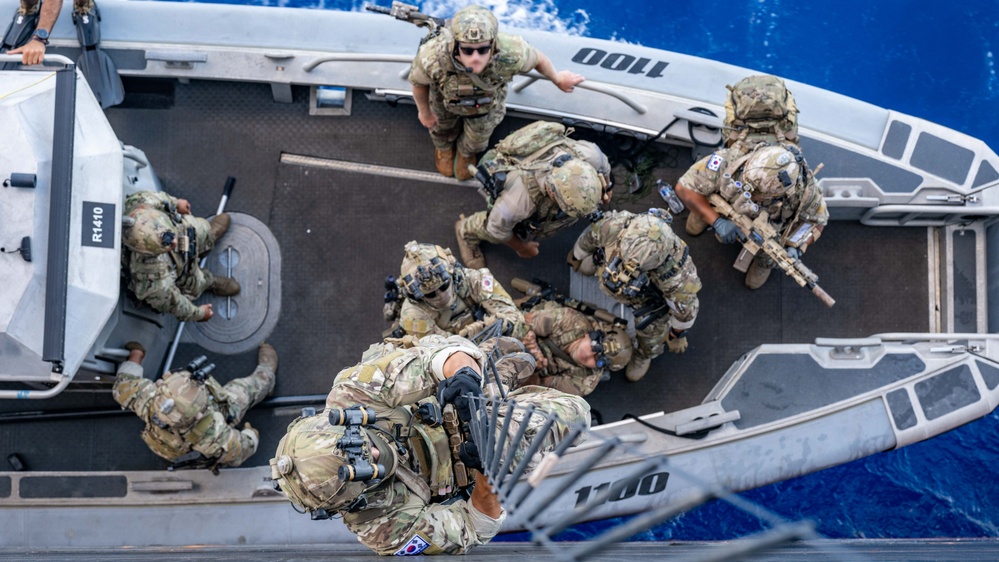 NSW Operators Train with Partner Forces during RIMPAC 2024
