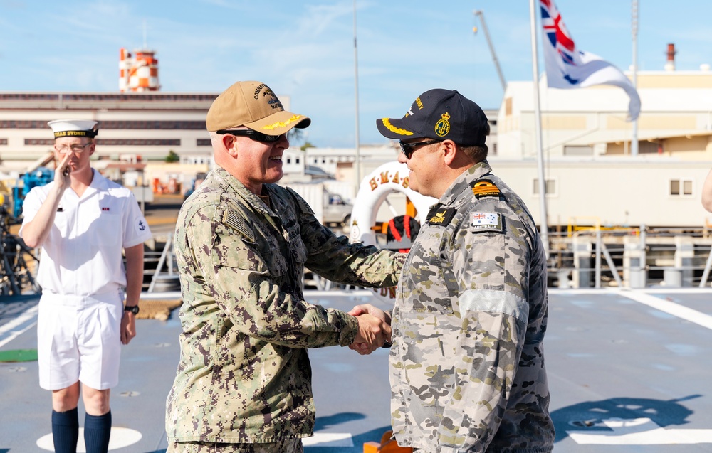 Captain Joe Ring visits HMAS Sydney
