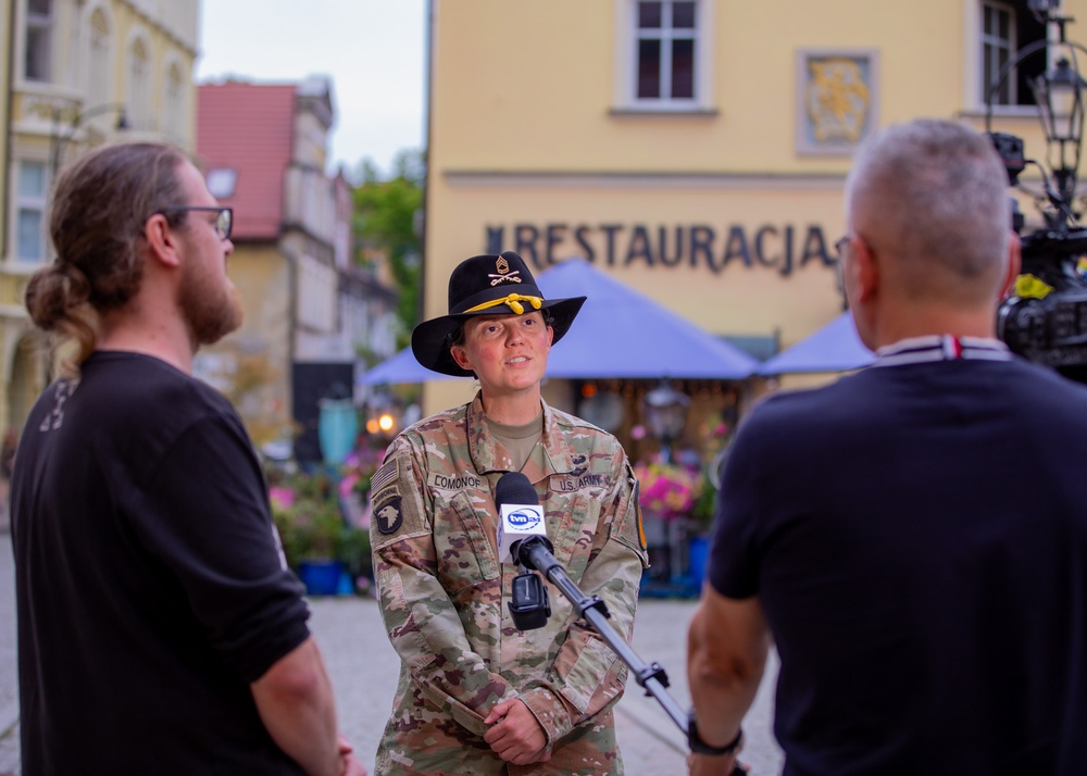 1st Cavalry Division Band Performs in Boleslawiec Town Square