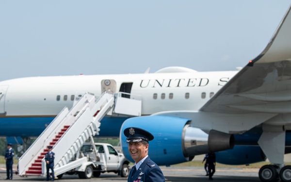 104th Fighter Wing welcomes Vice President Kamala Harris to Barnes Air National Guard Base