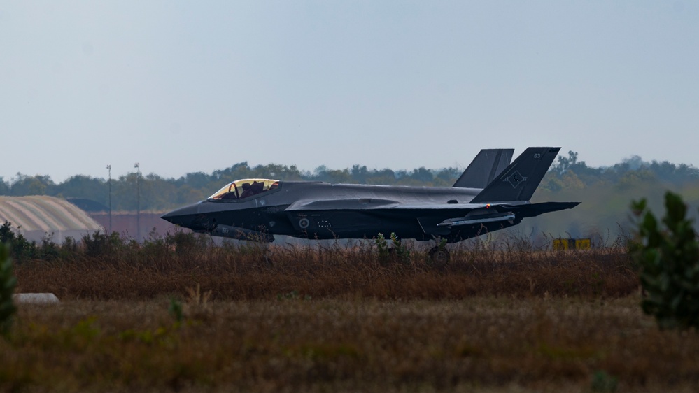 RAAF F-35s execute vertical takeoffs, low-level flying during Exercise Pitch Black 2024