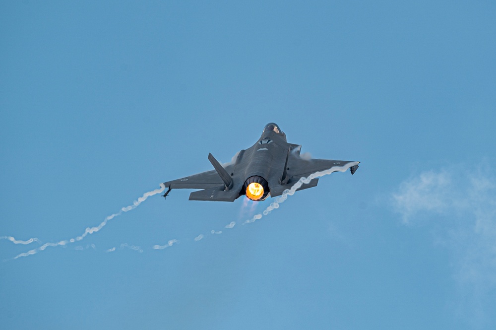RAAF F-35s execute vertical takeoffs, low-level flying during Exercise Pitch Black 2024