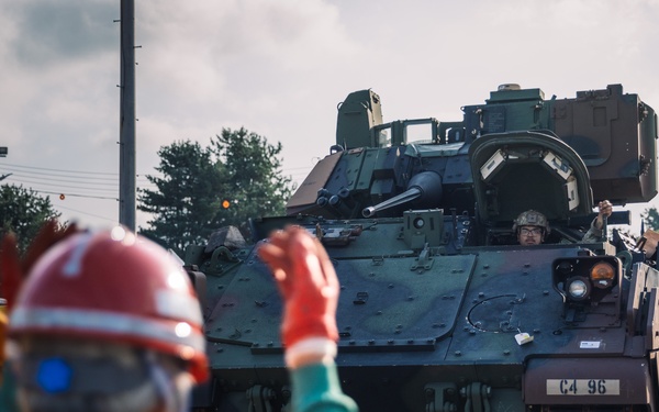 Line/Rail Loading of APS equipment (Pacific Fortitude)