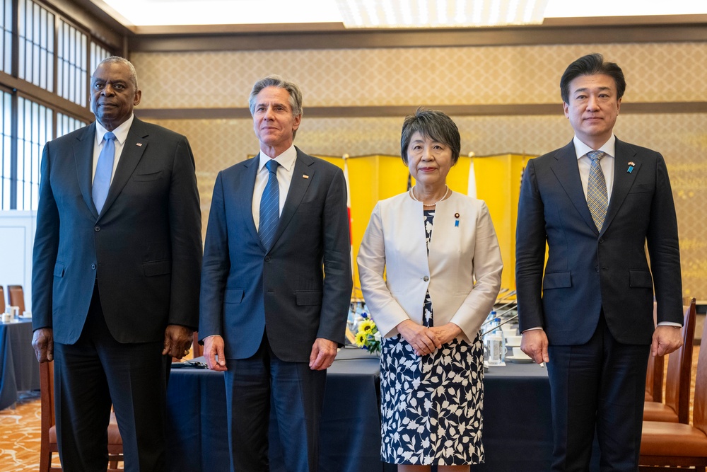 SD Meets with Japan and ROK Counterparts in Tokyo