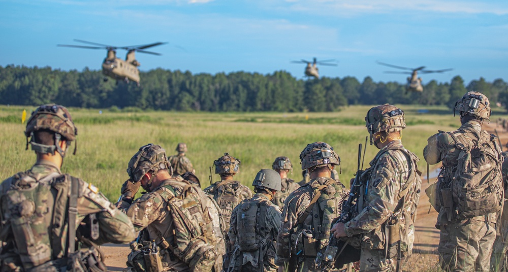 Aviation and infantry work together at XCTC for culminating exercise at XCTC