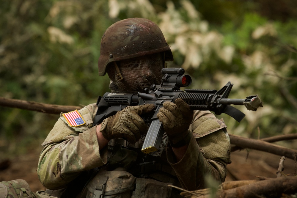 OCS Phase III candidates conduct platoon STX lanes