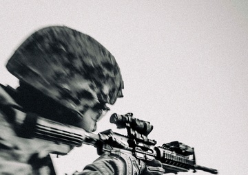 Charlie Battery Conducts Deck Shoot Aboard USS Boxer