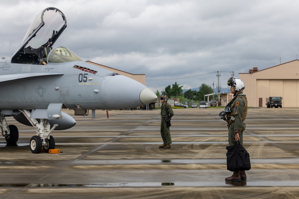 Marine Flight Operations in Korea | VMFA (AW)-224 Indo-Pacific Training