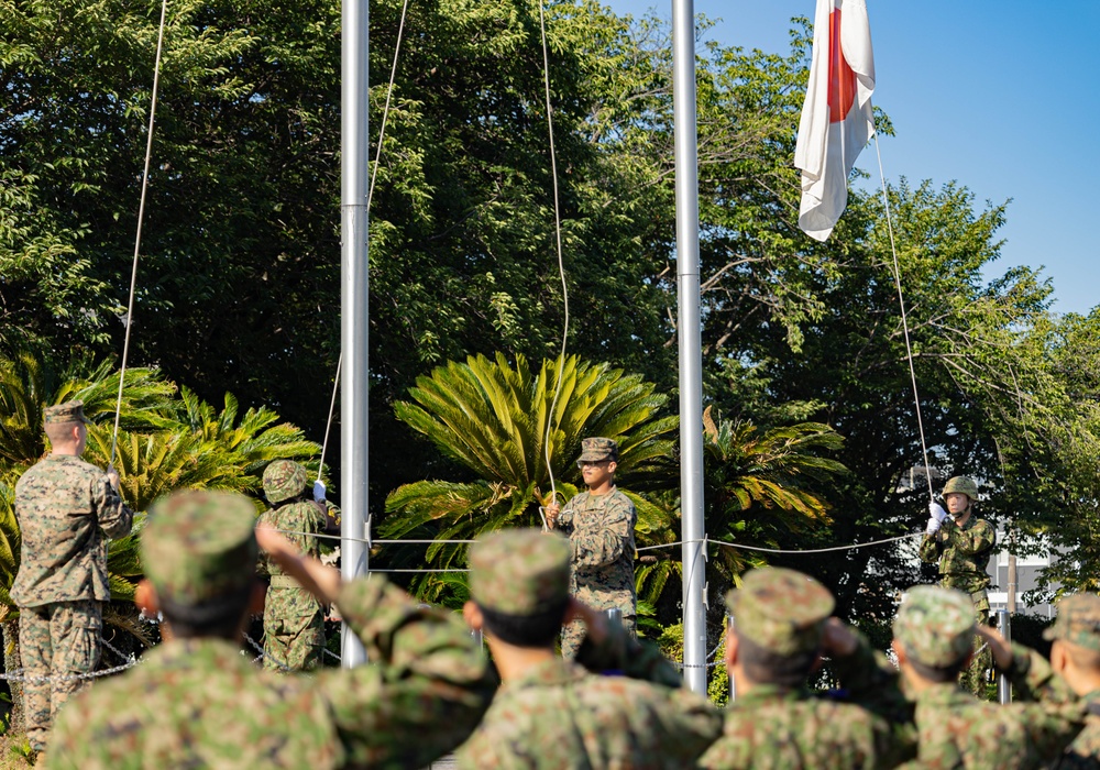 RD24 | 3rd MEB, JGSDF Morning Colors at Camp Kengun