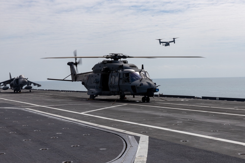 MRF-D 24.3: VMM-268 (Rein.) Marines conduct deck landing qualifications aboard Italian aircraft carrier ITS Cavour during Exercise Pitch Black 24