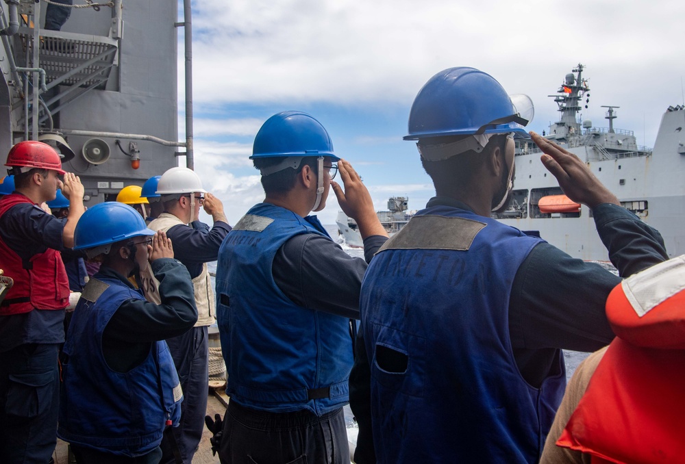 USS Princeton, New Zealand Conduct Replenishment at Sea