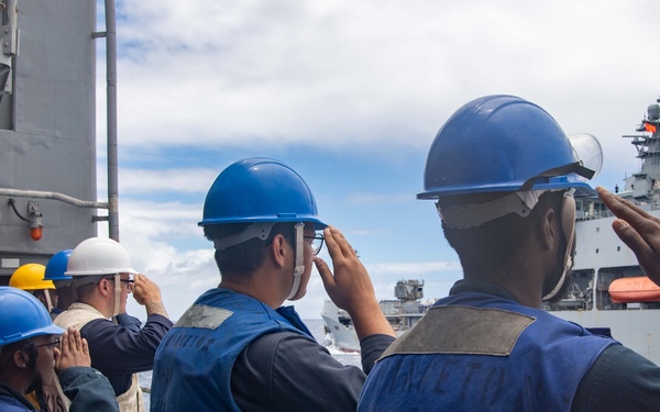 USS Princeton, New Zealand Conduct Replenishment at Sea