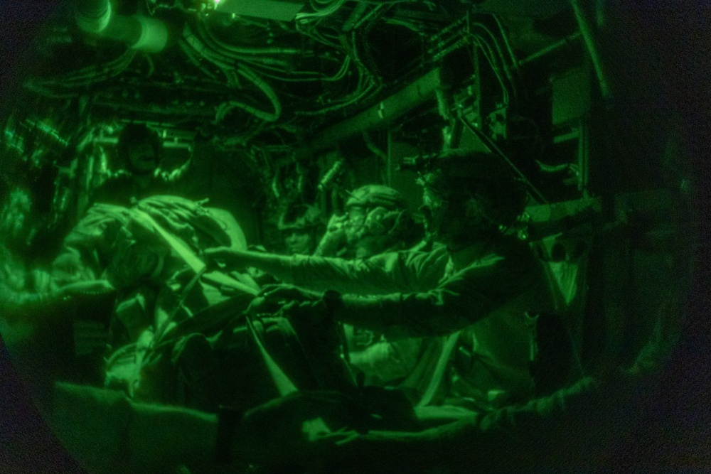 MRF-D 24.3: Royal Marine Commandos insert via MV-22B Ospreys during Exercise Predator’s Run 24