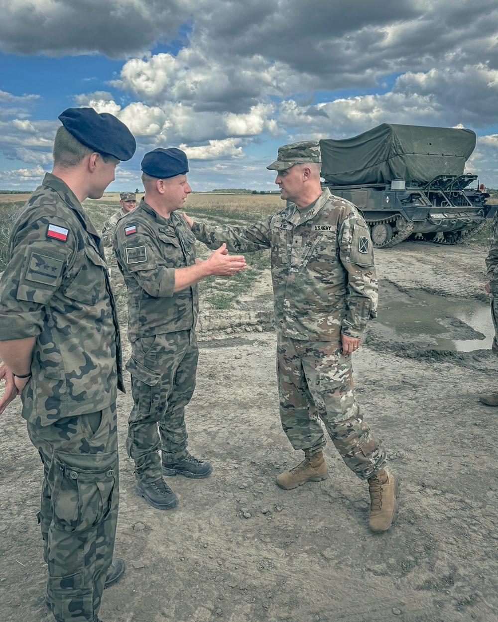 10th AAMDC Commanding General visits troops in Poland
