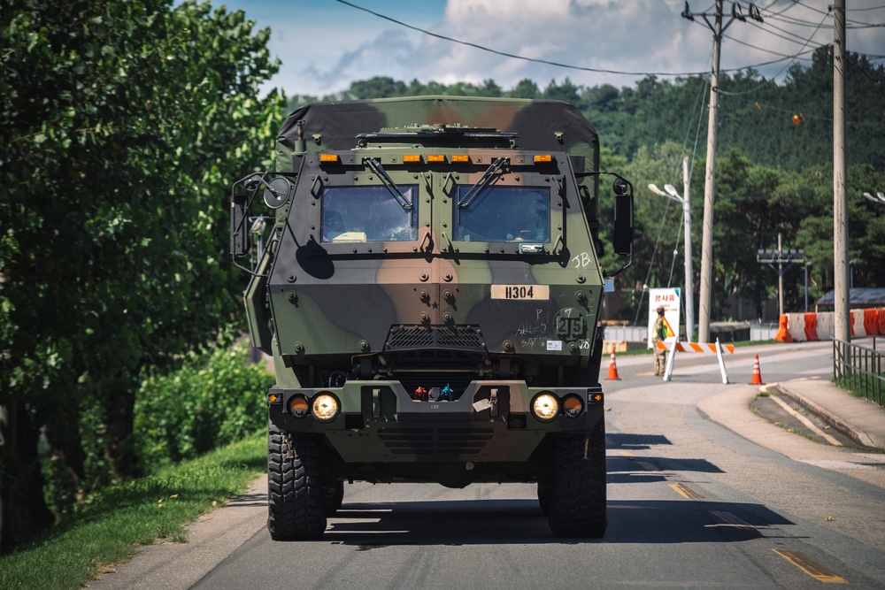 Line/Rail Loading of APS equipment (Pacific Fortitude)