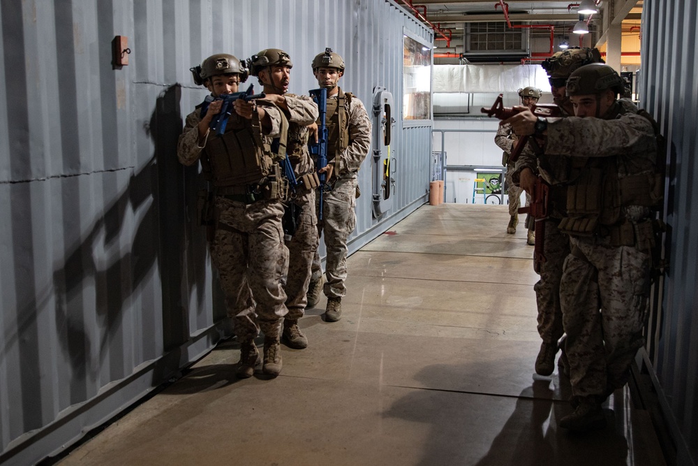 Fleet Anti-terrorism Security Team Company Central (FASTCENT) Conducts Tactical Combat Casualty Care Training