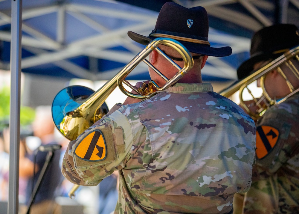 1st Cavalry Division Band Performs in Boleslawiec Town Square