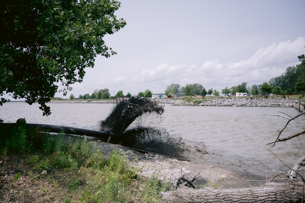 Pump Out Begins at Buffalo Outer Harbor