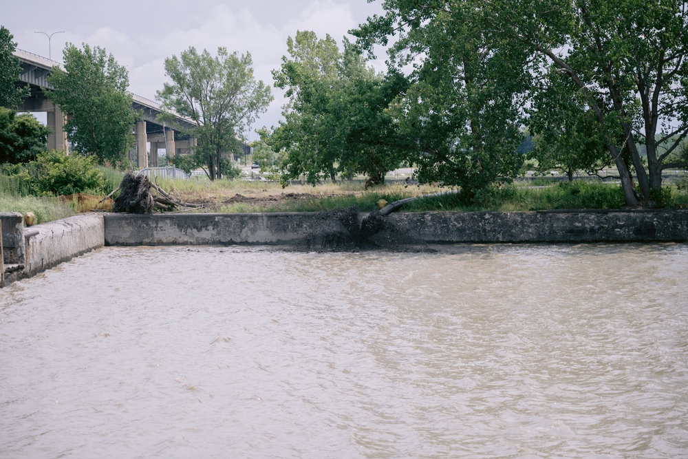 Pump Out Begins at Buffalo Outer Harbor