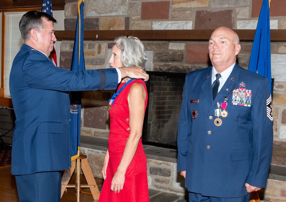 Pa. Air National Guard’s 10th State Command Chief retires