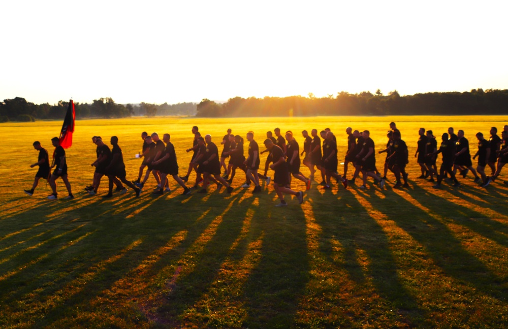 Installation Run brings together Soldiers from across Fort McCoy to build esprit de corps