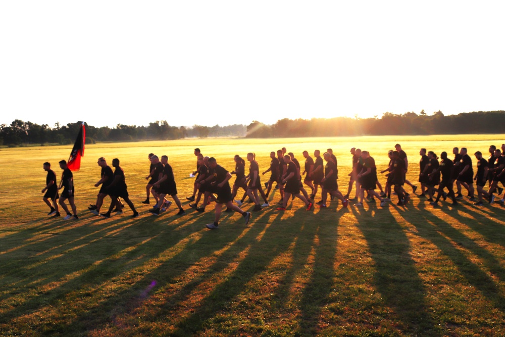Installation Run brings together Soldiers from across Fort McCoy to build esprit de corps