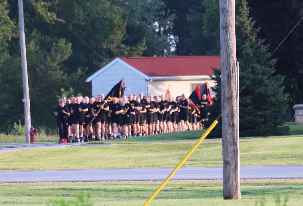 Installation Run brings together Soldiers from across Fort McCoy to build esprit de corps