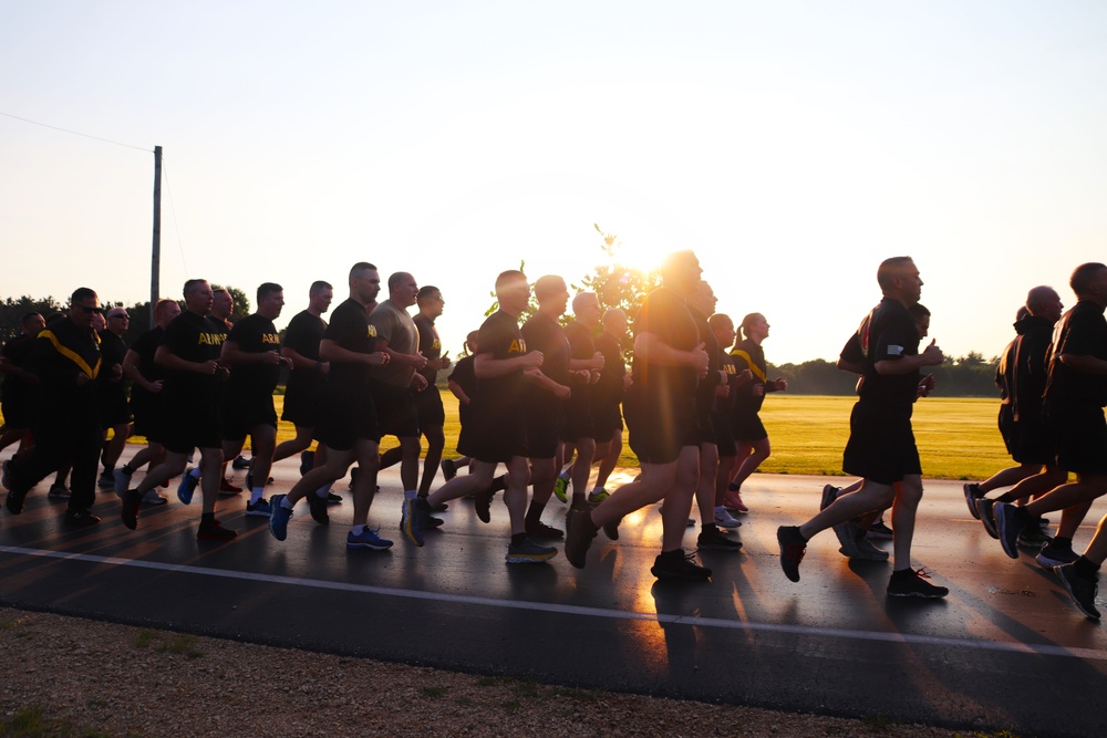 Installation Run brings together Soldiers from across Fort McCoy to build esprit de corps