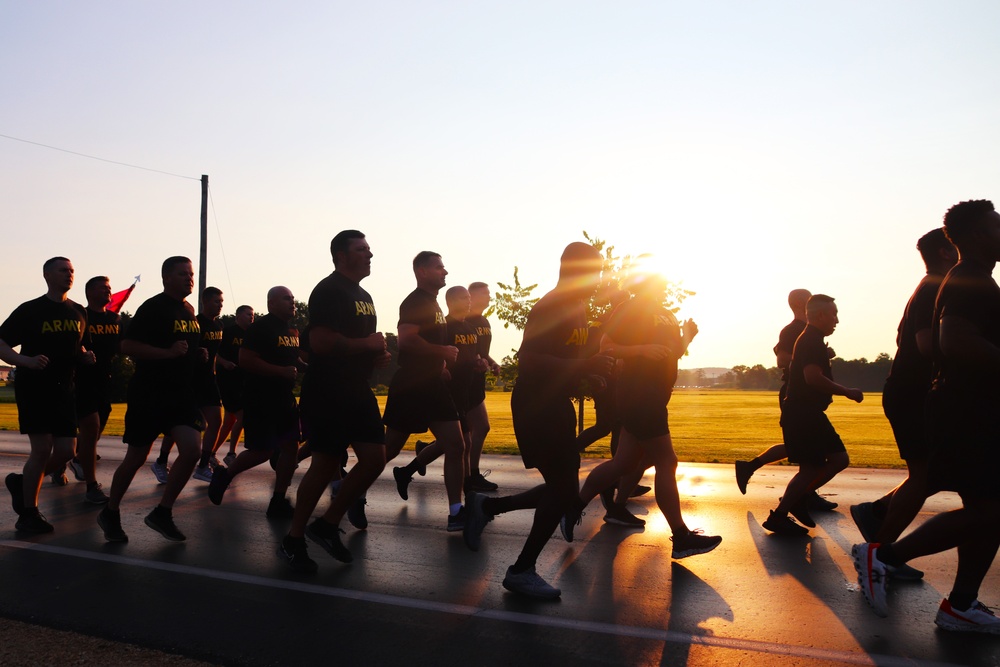 Installation Run brings together Soldiers from across Fort McCoy to build esprit de corps