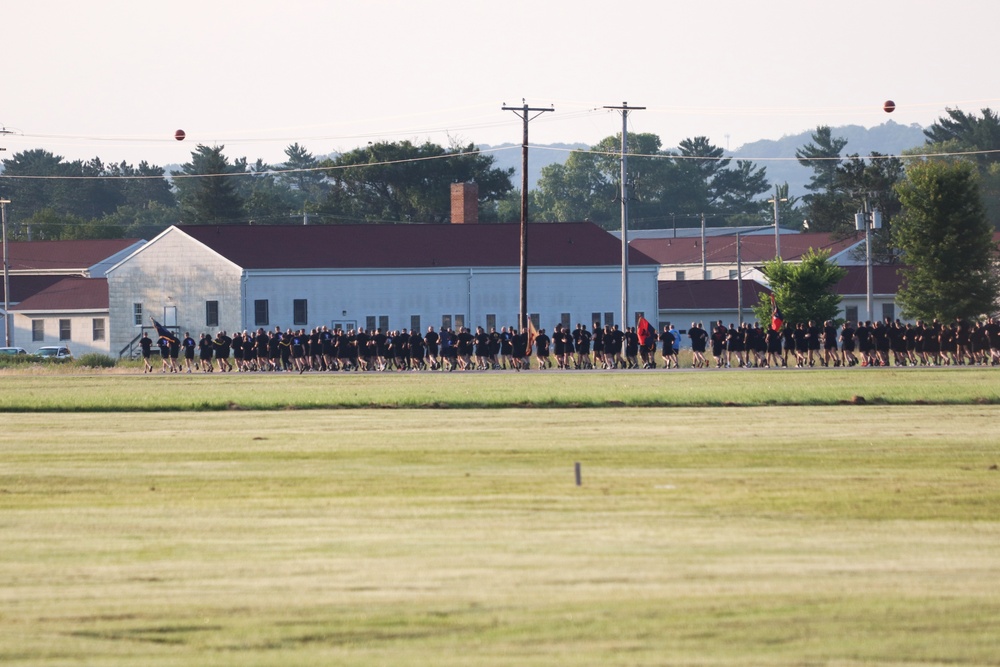 Installation Run brings together Soldiers from across Fort McCoy to build esprit de corps
