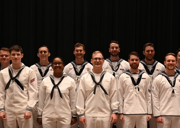 First Royal Australian Navy sailors graduate from Basic Enlisted Submarine School