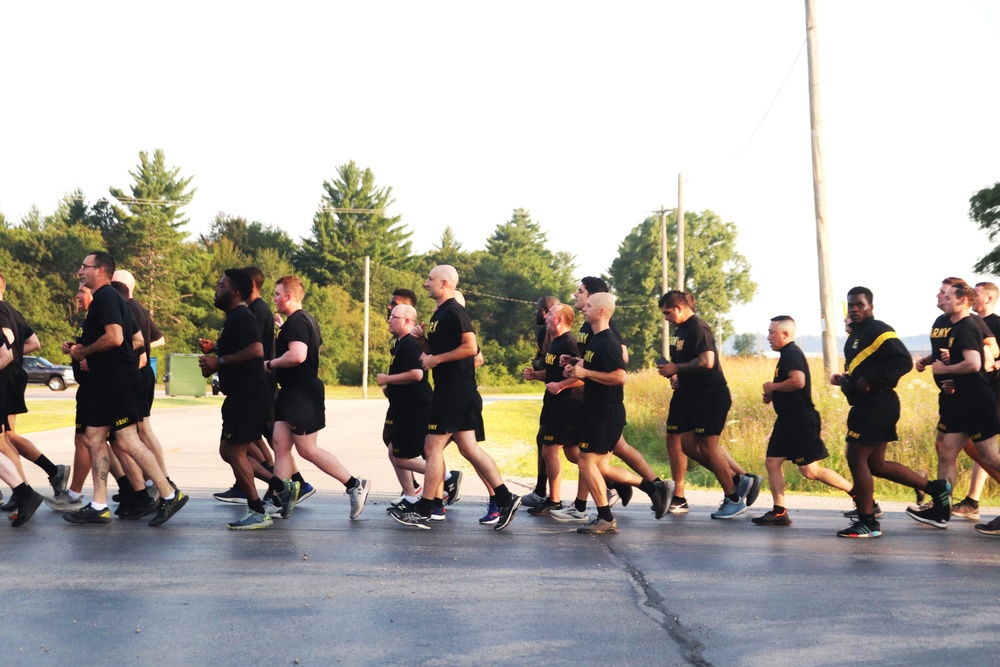 Installation Run brings together Soldiers from across Fort McCoy to build esprit de corps