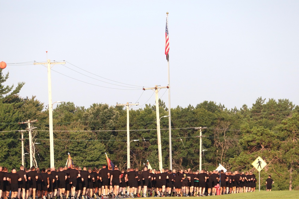 Installation Run brings together Soldiers from across Fort McCoy to build esprit de corps