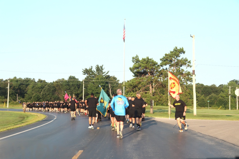 Installation Run brings together Soldiers from across Fort McCoy to build esprit de corps