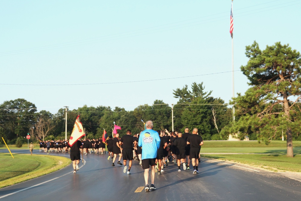 Installation Run brings together Soldiers from across Fort McCoy to build esprit de corps