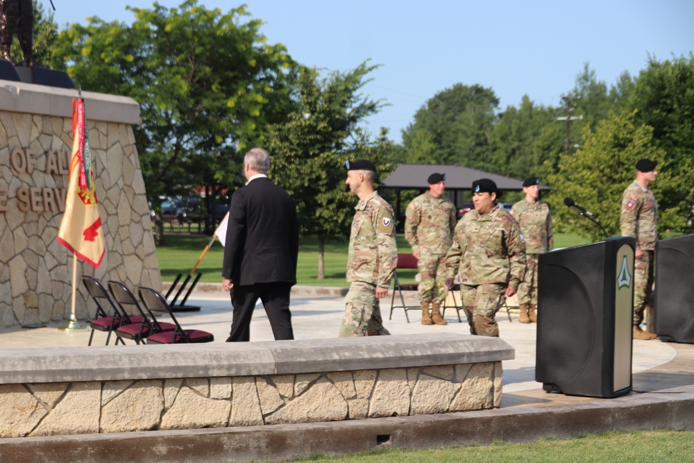 New commander takes charge of Fort McCoy Garrison following 2024 change-of-command ceremony